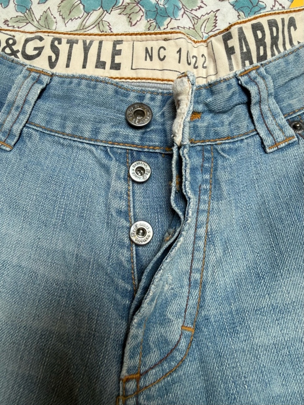 Dolce & Gabbana Light Blue Denim with Taupe Logo Patch - Picture 5 of 7